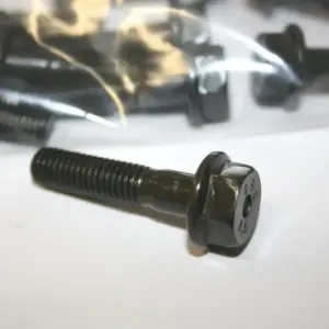 Dovre bolt DIN 6921 M8x35 sort 10-pakk – sett med 10 sorte sekskant flensskruer til bens feste hos Peisbutikken.no