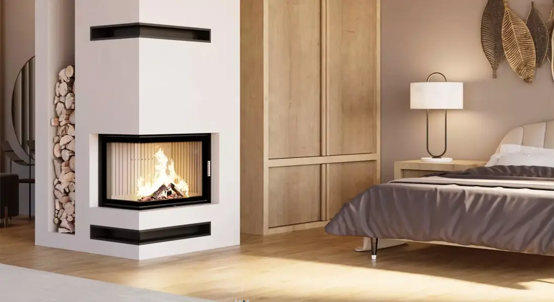 Hajduk peisinnsats livsstils blogg bilde – høy moderne hvit hjørnepeis med koselige flammer i lys soveromssuite hos Peisbutikken.no