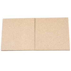 Jydepejsen H530/Zeta vermikulitt røykfordelerplate nederst – original nedre røyksjakt for optimal røykstrøm hos Peisbutikken.no